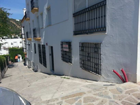 Local Ubrique
