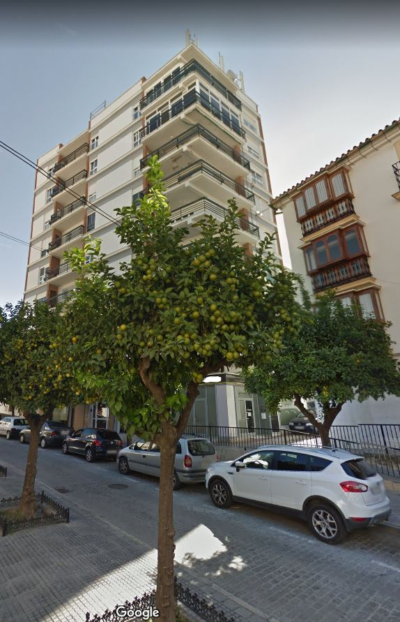 Local Vélez Málaga