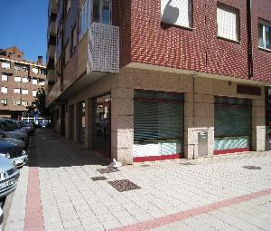Local León